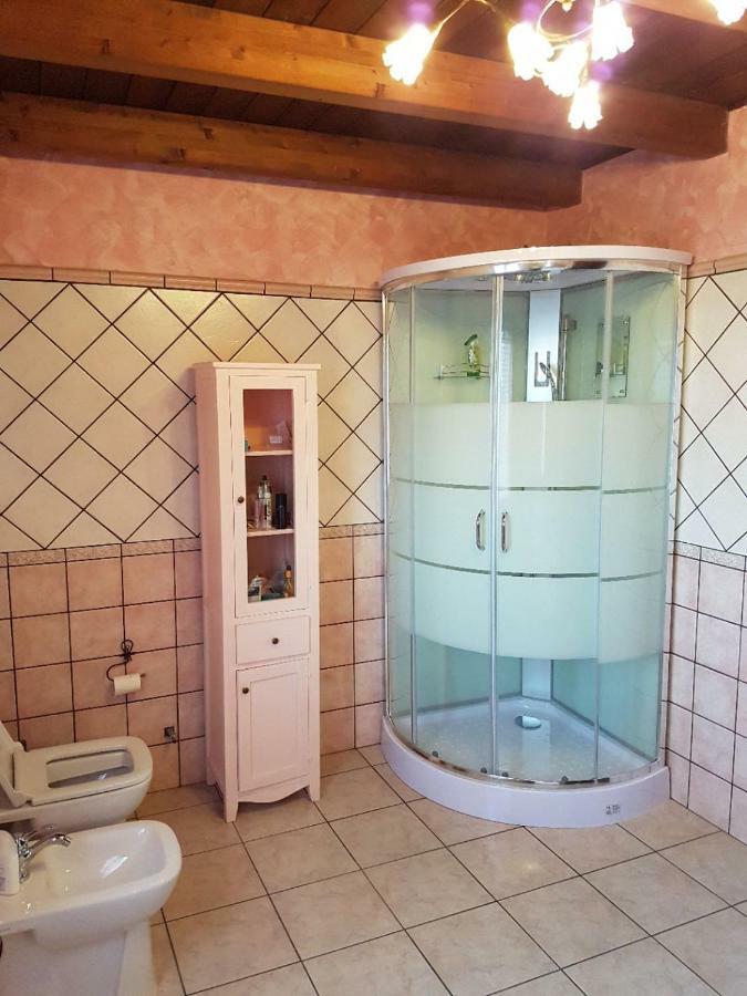 Casa Vacanza Il Mandorlo Domusnovas Kültér fotó